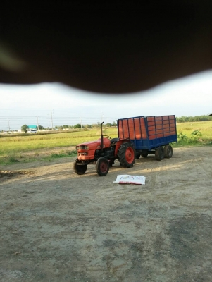 ขายคร้าบ..รถไถ 26 แรง พร้อมคัมพ์ข้าว!! สภาพพร้อมใช้งานครับ