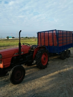 ขายคร้าบ..รถไถ 26 แรง พร้อมคัมพ์ข้าว!! สภาพพร้อมใช้งานครับ