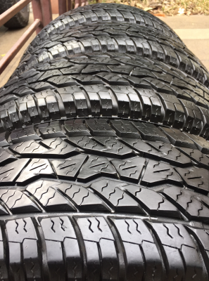 ยาง All Maxxis 235 75 15 ปลายปี15 ดอกเต็ม เนื้อนิ่มๆ ราคาไม่แพง