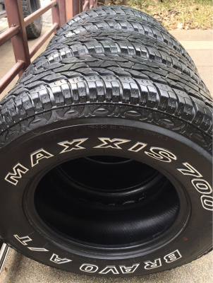 ยาง All Maxxis 235 75 15 ปลายปี15 ดอกเต็ม เนื้อนิ่มๆ ราคาไม่แพง