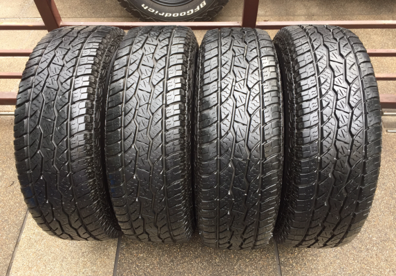 ยาง All Maxxis 235 75 15 ปลายปี15 ดอกเต็ม เนื้อนิ่มๆ ราคาไม่แพง