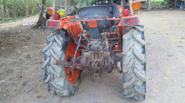 ขายคูโบต้า26แรงสวยเครื่องดียางพน้อมใช้งานพร้อมโรตารี่ ขายคูโบต้า26แรงสวยเครื่องดียางพน้อมใช้งานพร้อมโรตารี่