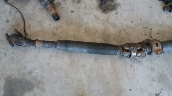 ขายเพลากลางไทเก้อ4x4 พร้อมย่อย8ทิศและลูกยาง