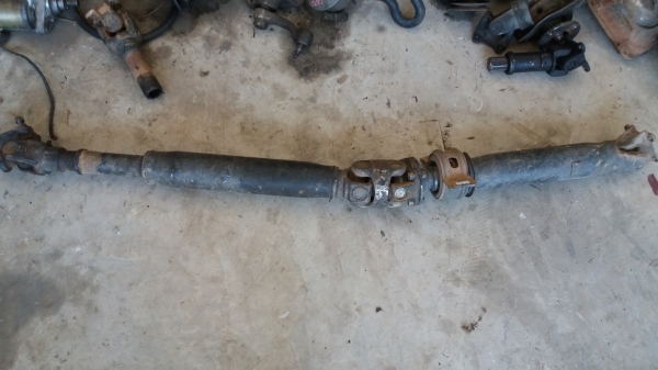 ขายเพลากลางไทเก้อ4x4 พร้อมย่อย8ทิศและลูกยาง