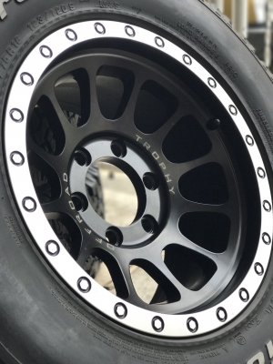 ล้อออฟโรดขอบ16 พร้อมยางBF All 265/75/16