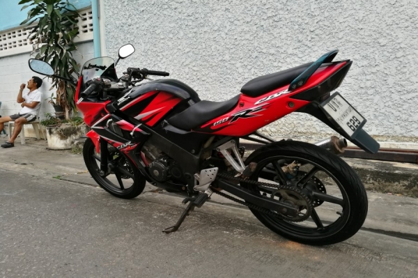 Cbr 150 รถบ้านแท้ รูดบัตรได้