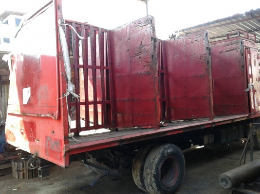 กระบะรถบรรทุกน้ำ  ใส่กับ ISUZU NPR