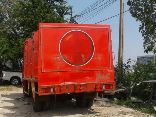 กระบะรถบรรทุกน้ำ  ใส่กับ ISUZU NPR