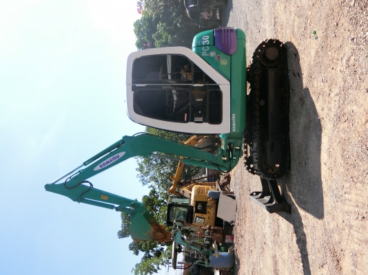 ขายรถขุด KOMATSU PC30-7 มีหัวเก๋ง พร้อมติดแอร์ ติดฟิลม์ มีกระจกสไลด์ด้านหน้า ระบบเร็ว เก่านอกมีเอกสาร  พร้อมทำสี ราคา 460,000 บาท   ร้าน วัชรัตน์ รุ่งเรืองแทรคเตอร์ สนใจติดต่อ:096-5411713 หรือ 092-5768909 (คุณวัชรัตน์) (ยินดีให้บริการ 24 ชั่วโมง)
