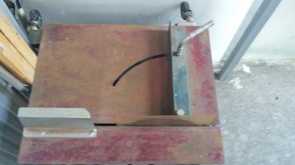 ขาย แท่นตัดอลูมิเนียม มือสอง ราคา 5,000 บาท