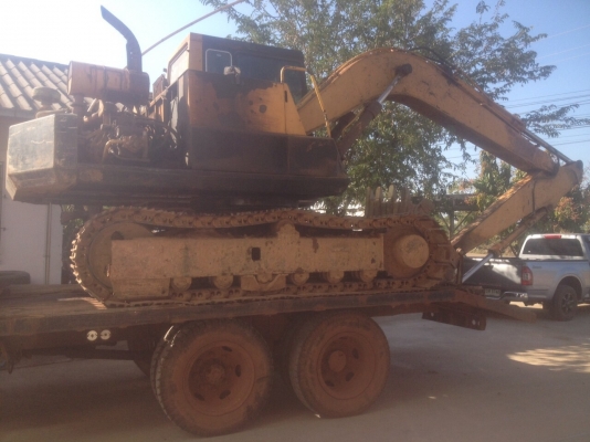 Komatsu 100-3 เครื่อง6BB1 ไม่มีเล่มนะครับ