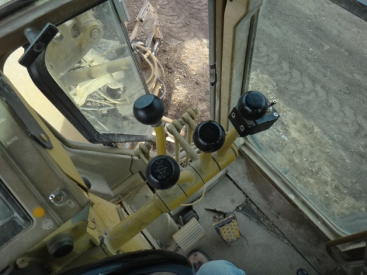 ขายรถเกรด CAT 140G #72V17,xxx ต้องสั่งนำเข้า