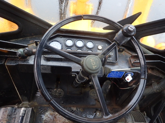 ขาย รถตัก TCM รุ่น STD30 ตัวที่ 2 ขาย รถตัก TCM รุ่น STD30 ตัวที่ 2