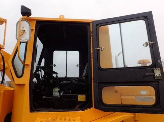 ขาย รถตัก TCM รุ่น STD30 ตัวที่ 2 ขาย รถตัก TCM รุ่น STD30 ตัวที่ 2