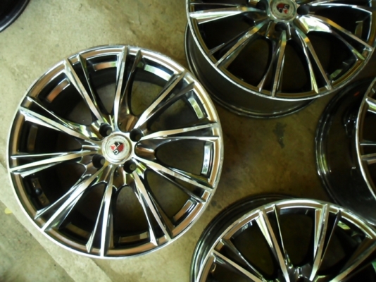 แม็กขอบ17 แนวVIP แท้ๆ 4รู100 (4วง 7,900)โครเมียม แม็กขอบ17 แนวVIP แท้ๆ 4รู100 (4วง 7,900)โครเมียม