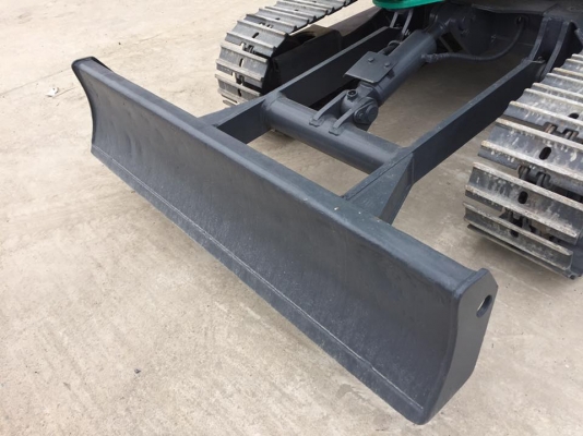 รถขุด KOMATSU PC30-7 ทำสีใหม่ นำเข้ามือสองญี่ปุ่น