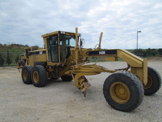 ขายรถเกรด CAT 140H #APM0057 ต้องสั่งนำเข้า