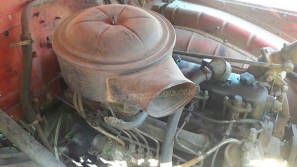 รถเทเลอร์หัวยาว  ยี่ห้ออีซซุ  มีสะพานขึ้น  ขนาด 125 แรงม้า