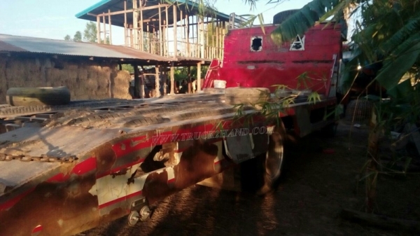 รถเทเลอร์หัวยาว  ยี่ห้ออีซซุ  มีสะพานขึ้น  ขนาด 125 แรงม้า