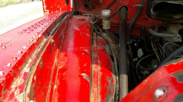 รถเทเลอร์หัวยาว  ยี่ห้ออีซซุ  มีสะพานขึ้น  ขนาด 125 แรงม้า