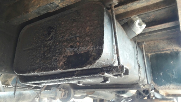 รถเทเลอร์หัวยาว  ยี่ห้ออีซซุ  มีสะพานขึ้น  ขนาด 125 แรงม้า