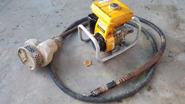 ปั้ม น้ำ 3 นิ้ว พร้อมใช้ ราคา 7800 บาท ปั้ม น้ำ 3 นิ้ว พร้อมใช้ ราคา 7800 บาท