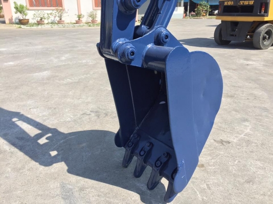 รถขุด KOMATSU PC20-6 มือสองนำเข้าญี่ปุ่น รถขุด KOMATSU PC20-6 มือสองนำเข้าญี่ปุ่น