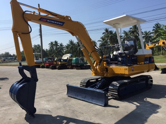 รถขุด KOMATSU PC20-6 มือสองนำเข้าญี่ปุ่น รถขุด KOMATSU PC20-6 มือสองนำเข้าญี่ปุ่น