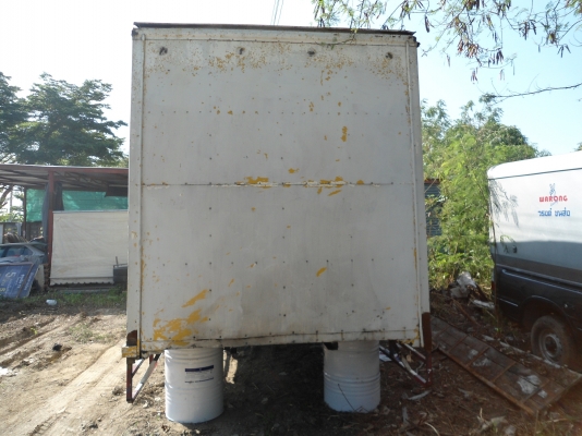 ขายตู้รถ 6 ล้อ ใส่กับ NISSAN UD  ราคา 35,000 บาท