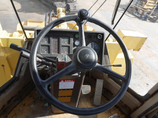 KOMATSU WA100-1 เครื่องยนต์ 6 สูบ ซีเรียลสูงใช้งานน้อย