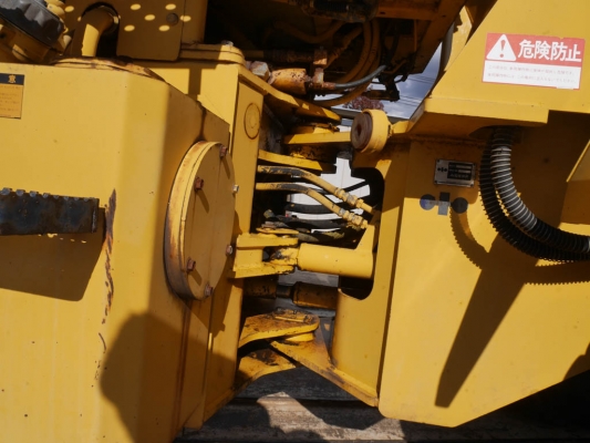 KOMATSU WA100-1 เครื่องยนต์ 6 สูบ ซีเรียลสูงใช้งานน้อย