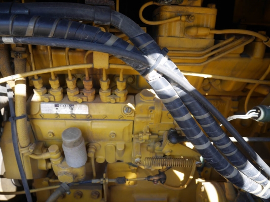 KOMATSU WA100-1 เครื่องยนต์ 6 สูบ ซีเรียลสูงใช้งานน้อย