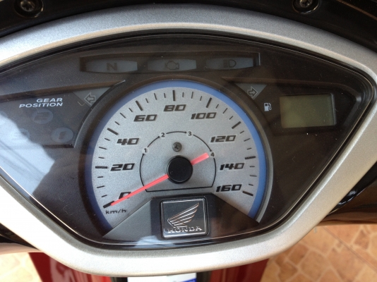 ขายด่วนHonda wave 125i สภาพใหม่