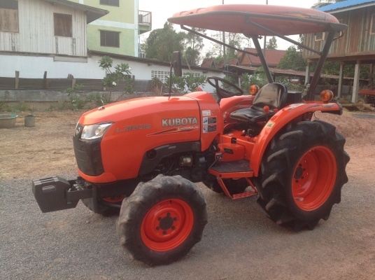 ปัญญาแทรคเตอร์มาแล้ว...จัดมาตามคำขอ ใบมีดคานบน  คูโบต้า L3608 พร้อมโรตาลี่ ตราช้าง ตามสภาพครับ...ขอบคุณพี่ ประกอบ ลูกค้าที่เมือง มะขาม หล่มสัก