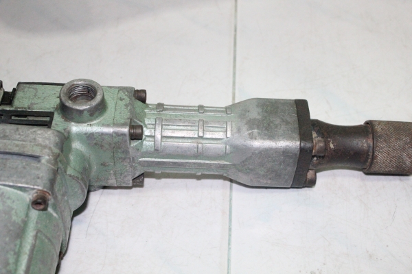 สกัดคอนกรีตไฟฟ้า ยี่ห้อ HITACHI อลูมิเนียมทั้งตัว แรงๆ ทนๆ