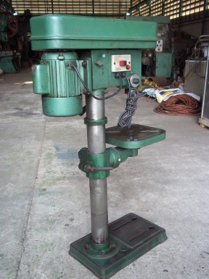 ขายถูก แท่นเจาะเหล็ก สภาพดี พร้อมใช้งาน 4300