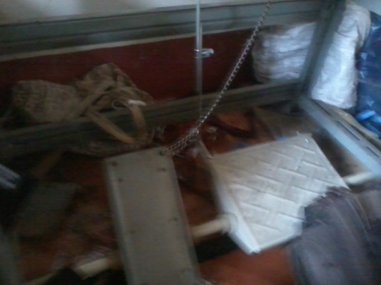 ขายจักรเย็บผ้า   เป็นจักรเข้าขอบ จ้า