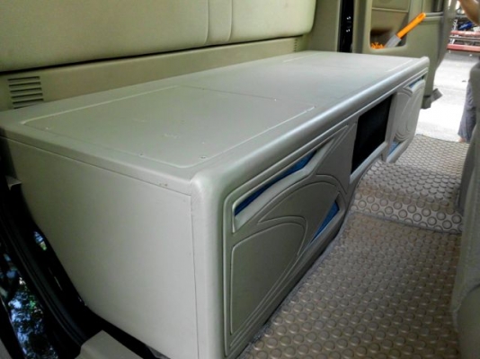 ขายตู้ใต้เบาะ/หรือแลกครับ  ใส่มา13วันครับขาย2000ต่อรองได้ครับ ครับด่วนไม่ที่เก็บแล้ว