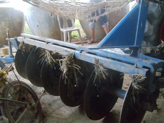 ขายผานไถ 6 ลูกสภาพดี 22 นิ้ว ปรับราคาลงแล้วจร้า