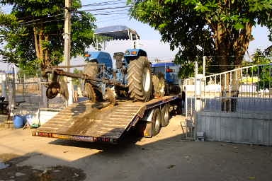 ส่งด่วนที่สุด  กลางอากาศ ปายไปยังพิษณุโลก ตื่นมาเจอรถแน่นอน