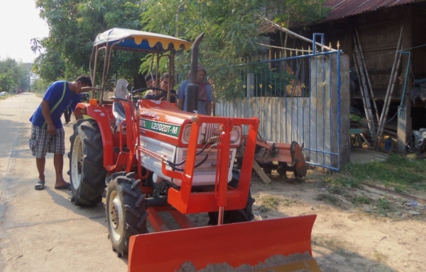 ขายด่วนรถไถ Kubota L2002DT (ขายไป จ.อำนาจเจริญครับ)