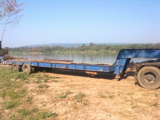 HINO SS - 320 HP EF750 รถบรรทุกหัวลากสิบล้อ 2 เพลา (รุ่นท่านเจ้าคุณ) หัวสามใบปัด พร้อมหางโรเบท 2 เพลาความยาว 12 เมตร ความกว้าง 2.10 เมตร เครื่องแรงดีแห้งดี ภายในเก๋งคอนโซลสวยครบพร้อม แอร์ พวงมาลัยเพาเวอร์ เบรคทริ๊ปฟี้ครบครัน ช่วงล่างดี ยางดีประมาณ 70\% ทั้