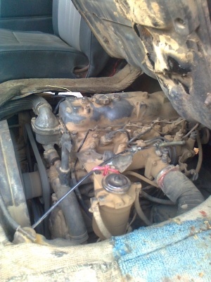 ขายรถ 6 ล้อ ราคา 235000  รถสวยพร้อมใช้ลดราคาเลย 30000 ต้องการใช้เงินด่วน