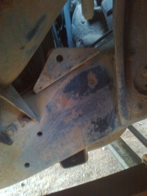 ขายรถ 6 ล้อ ราคา 235000  รถสวยพร้อมใช้ลดราคาเลย 30000 ต้องการใช้เงินด่วน