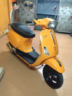 ขาย VESPA S150IE สีส้ม ใหม่่ๆ สภาพป้ายแดง 2พันโล