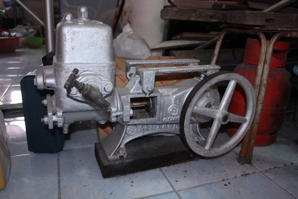ขายเครื่องตัดหญ้า BLACK&DECKER,ปั้มน้ำ MITSUBISHI,เครื่องสูบน้ำ,เครื่องตัดหญ้า ฯลฯ ขายเครื่องตัดหญ้า BLACK&DECKER,ปั้มน้ำ MITSUBISHI,เครื่องสูบน้ำ,เครื่องตัดหญ้า ฯลฯ
