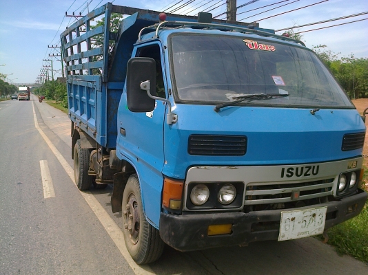 6ล้อดั้มอีซูซุ KS(เทียบNKR)วางเครื่อง4BD1แรงจัด เฟืองท้ายใหญ่