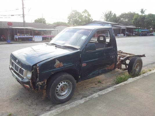 NISSAN BIG M หัวเดียวขายตามสภาพ