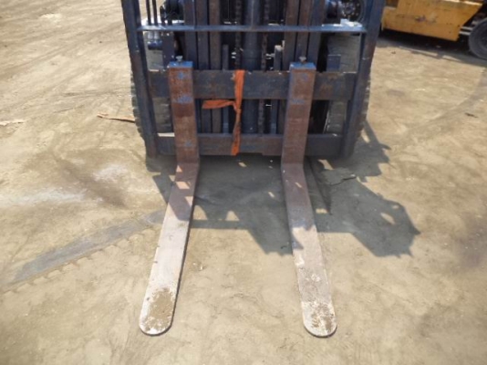 ขาย KOMATSU FG30H-11 3 TON เสาสูง 4.5 เมตร View Mast เข้าตู้สวยมากถูกๆ