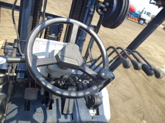 ขาย KOMATSU FG30H-11 3 TON เสาสูง 4.5 เมตร View Mast เข้าตู้สวยมากถูกๆ